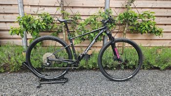 Used Cannondale Trail Shimano Deore 2021 Mountainbike, Black — image 1 of 12