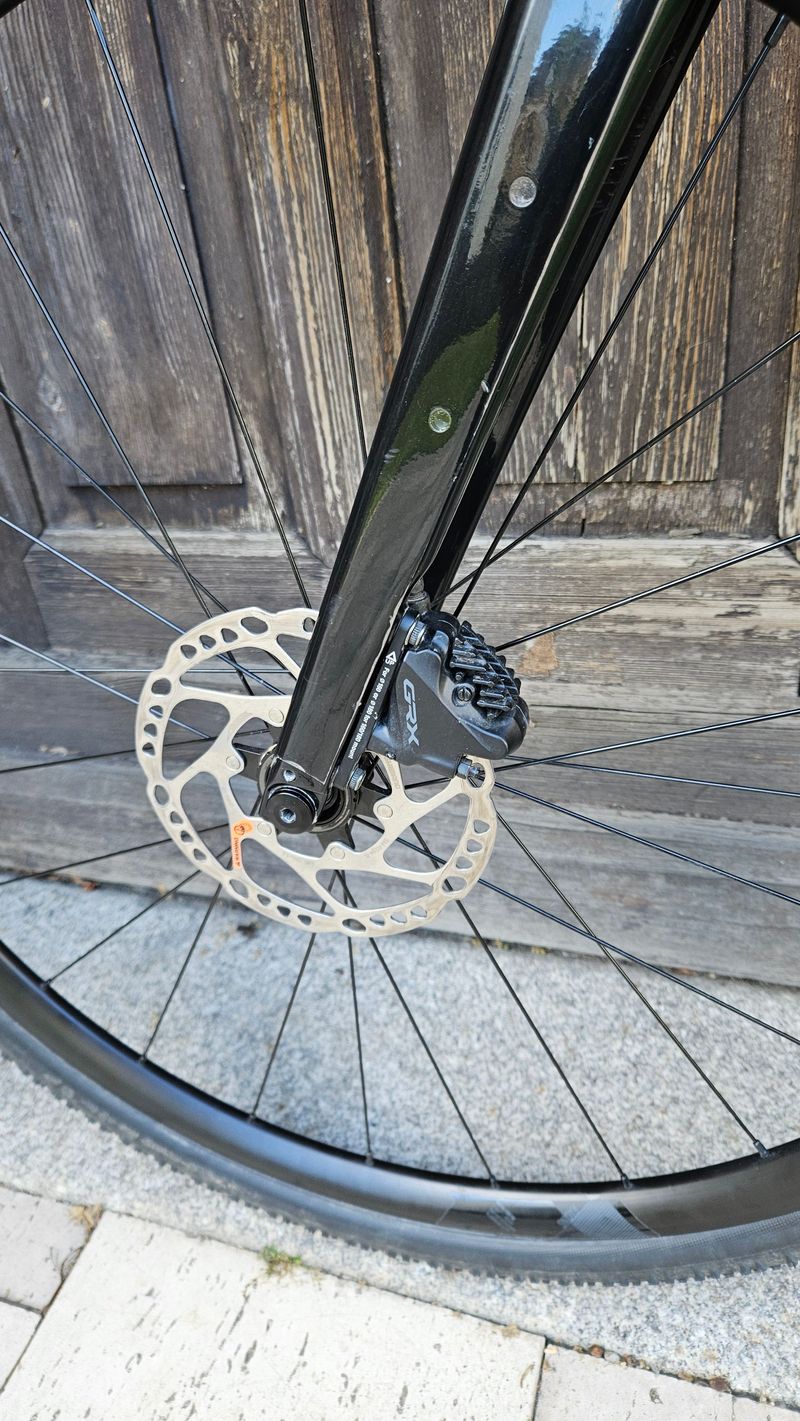 Used Giant Revolt Advanced 2 2022 2022 Road & Gravel, Black — image 13 of 16