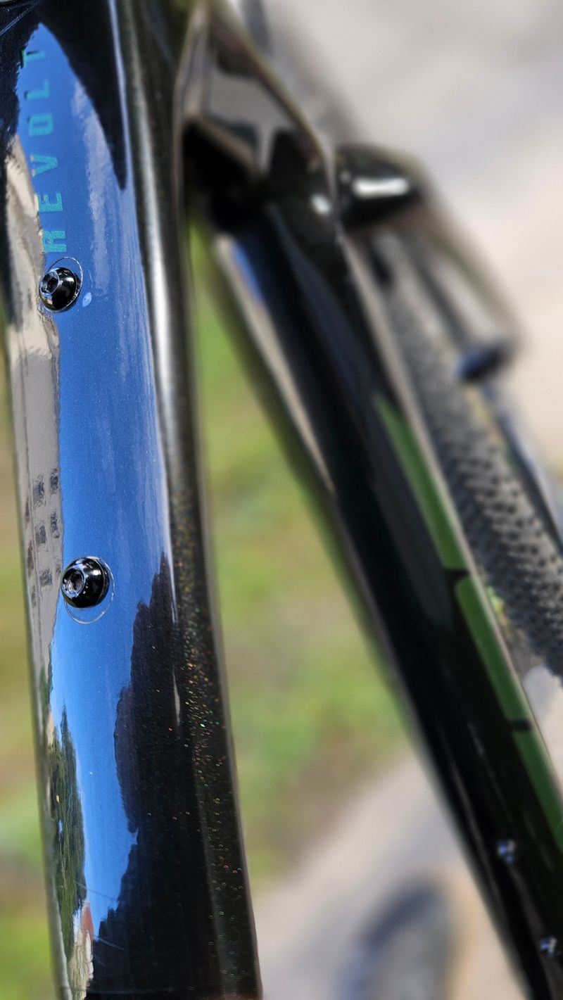 Used Giant Revolt Advanced 2 2022 2022 Road & Gravel, Black — image 14 of 16