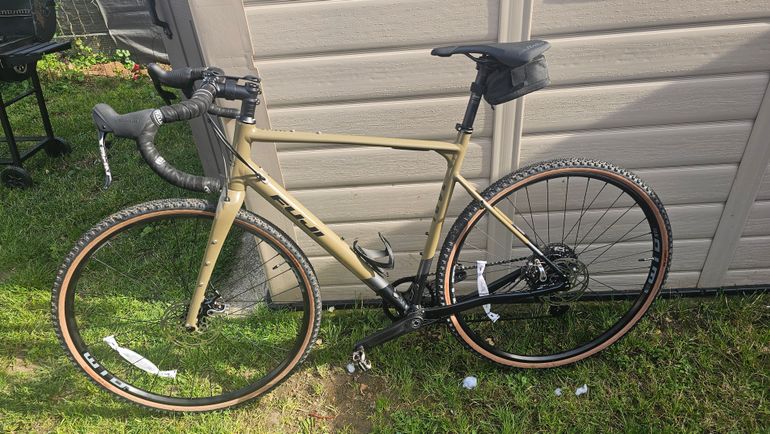 Used Fuji Jari 1.5 2024 2024 Road & Gravel — image 1 of 5