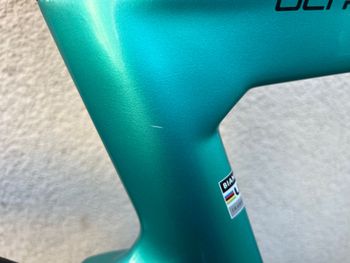 Used Bianchi Oltre Comp 105 Di2 2025 2025 Road & Gravel — image 25 of 29