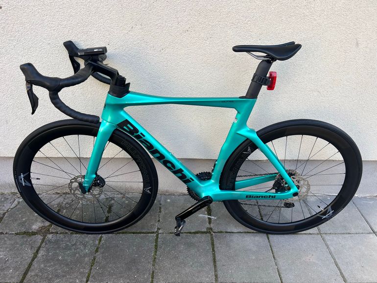 Used Bianchi Oltre Comp 105 Di2 2025 2025 Road & Gravel — image 28 of 29