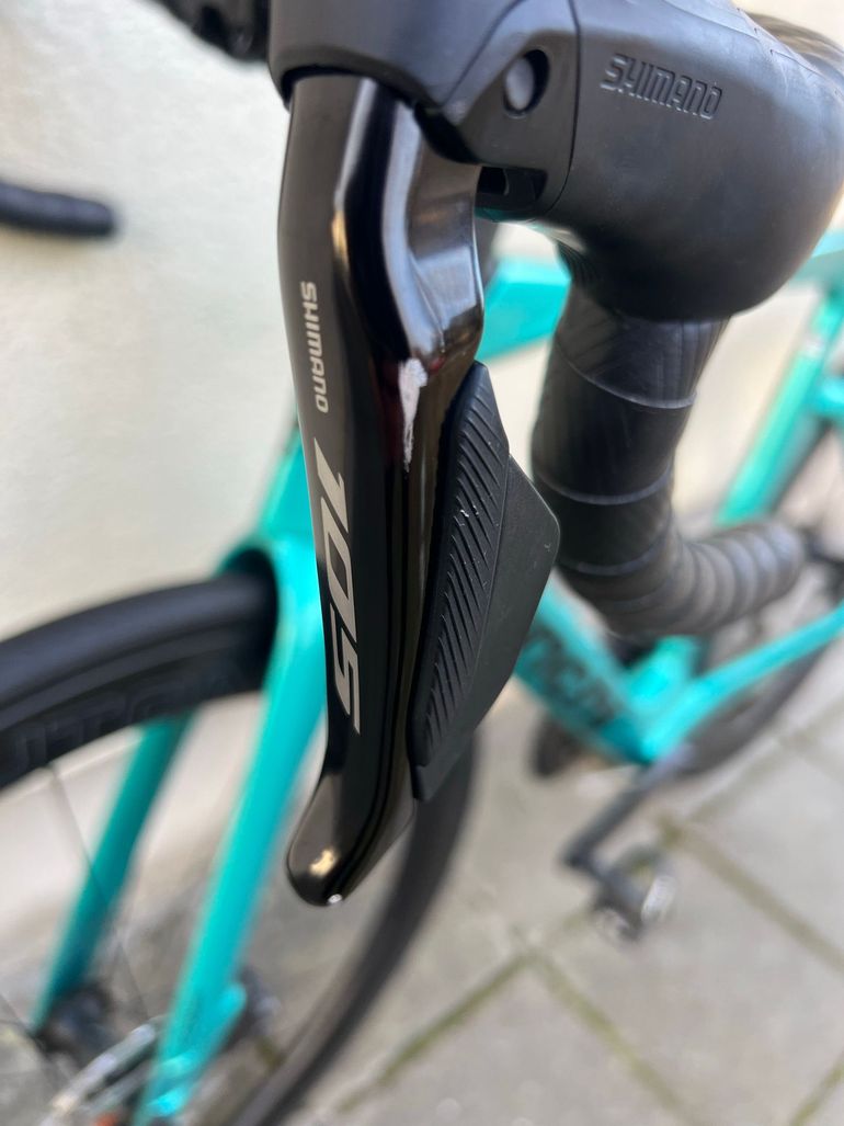 Used Bianchi Oltre Comp 105 Di2 2025 2025 Road & Gravel — image 16 of 29