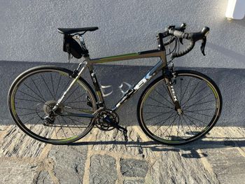 Used Trek Alpha Shimano 105 2014 Road & Gravel, Hellgrau — image 1 of 10