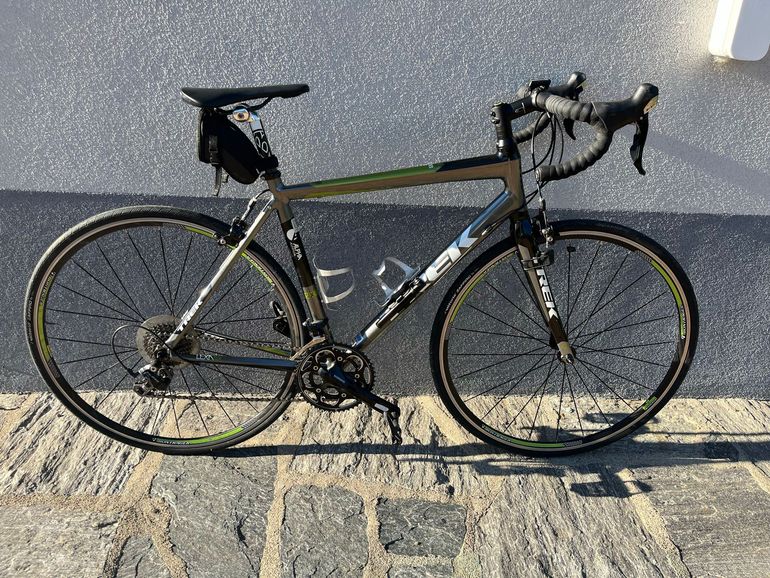 Used Trek Alpha Shimano 105 2014 Road & Gravel, Hellgrau — image 1 of 10
