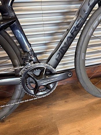 Used Pinarello DOGMA F DURA ACE Di2 Disc 2022 2022 Road & Gravel, Black — image 3 of 7
