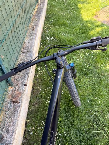 Used Canyon Stoic 2 2023 2023 Mountainbike, Black, 27.5, 29 — image 8 of 8