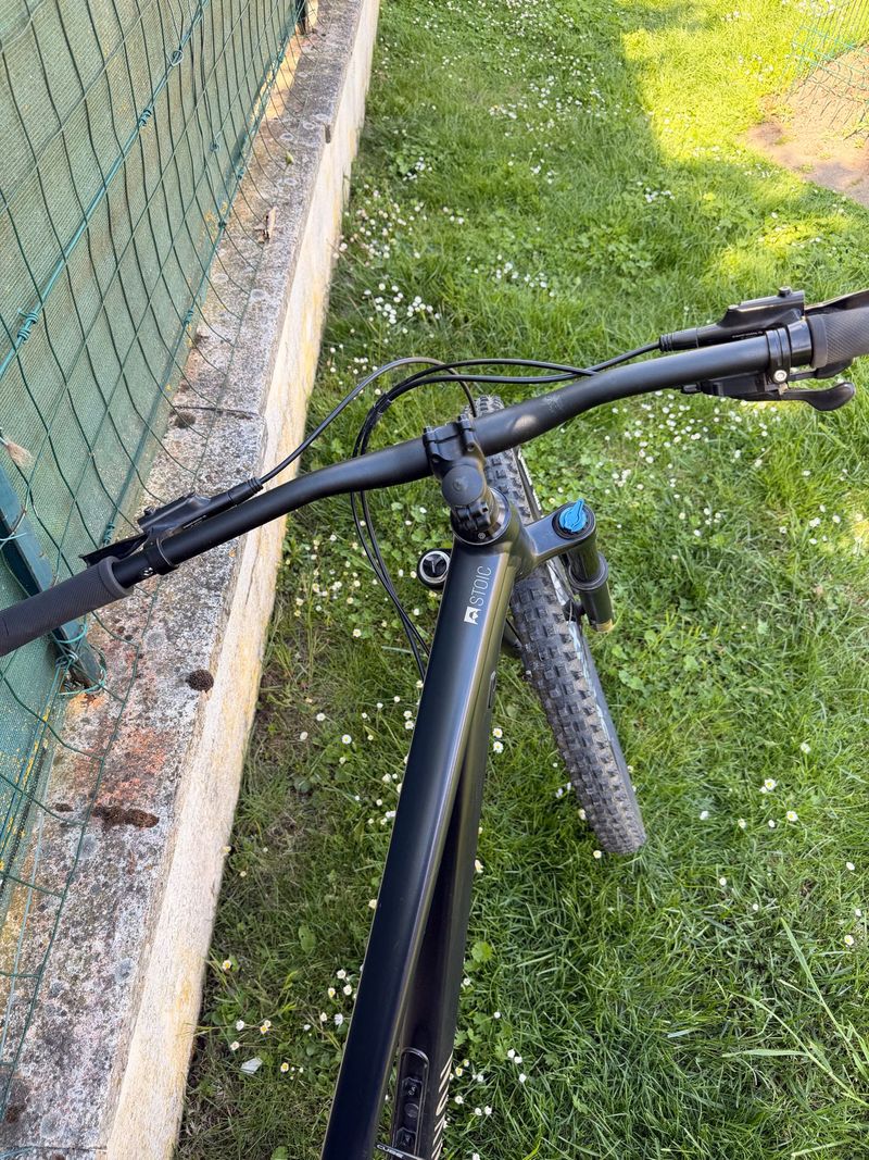 Used Canyon Stoic 2 2023 2023 Mountainbike, Black, 27.5, 29 — image 8 of 8
