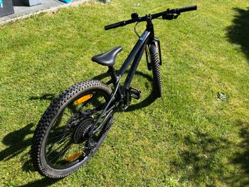 Used Specialized Riprock 24 2024 2024 Youth, Black — image 5 of 5