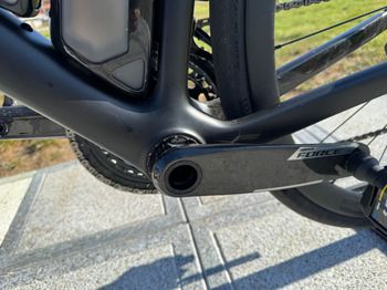 Used Trek Madone SRAM Force eTap AXS 2025 Road & Gravel — image 31 of 33