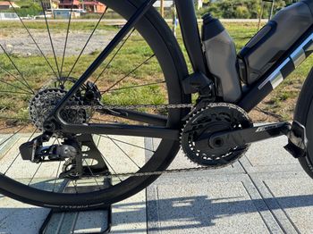 Used Trek Madone SRAM Force eTap AXS 2025 Road & Gravel — image 7 of 33