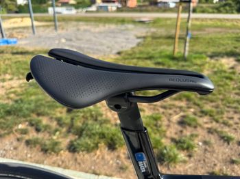 Used Trek Madone SRAM Force eTap AXS 2025 Road & Gravel — image 19 of 33