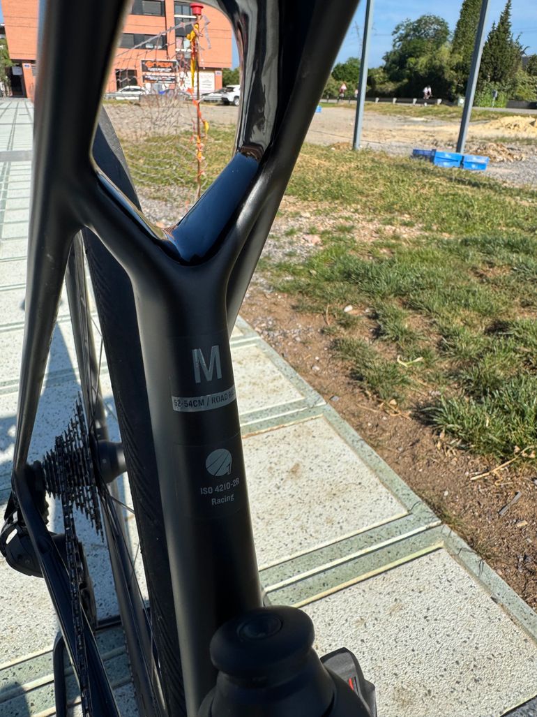 Used Trek Madone SRAM Force eTap AXS 2025 Road & Gravel — image 6 of 33