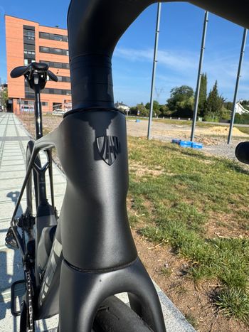 Used Trek Madone SRAM Force eTap AXS 2025 Road & Gravel — image 23 of 33
