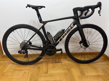 Trek, Madone SRAM Force eTap AXS