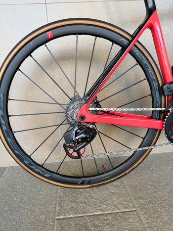 Used Orbea ORCA M21eTEAM PWR 2023 2023 Road & Gravel — image 3 of 11