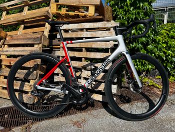 Used Cannondale Cannondale SuperSix EVO Ultegra Di2 2022 Road & Gravel — image 6 of 8