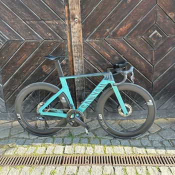 Used Canyon Aeroad CF SLX 8 Disc Di2 2022 2022 Road & Gravel