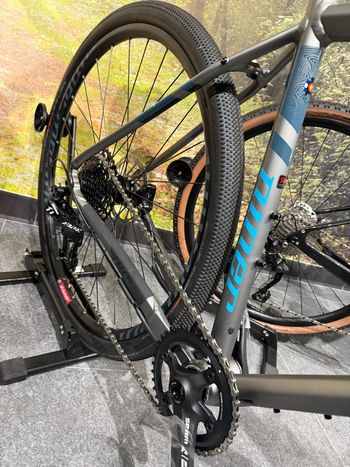 Used Niner RLT 9 2-STAR SRAM APEX 1 2023 2023 Road & Gravel, Light Gray — image 7 of 15