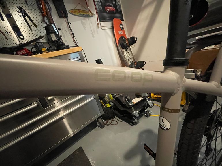 Used Co-op CTY e2.1 2022 2022 Urban, Light Gray — image 3 of 15