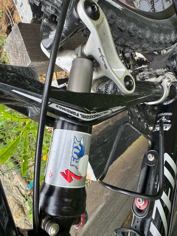 Używany Specialized Stumpjumper FSR Comp 2008 2008 Mountainbike — zdjęcie 16 z 19