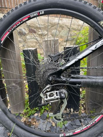 Używany Specialized Stumpjumper FSR Comp 2008 2008 Mountainbike — zdjęcie 12 z 19