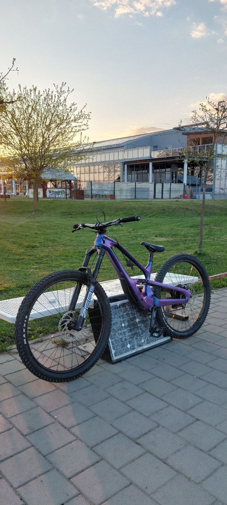 Used Cannondale Jekyll 2 2023 2023 Mountainbike, Purple, 29 — image 13 of 13