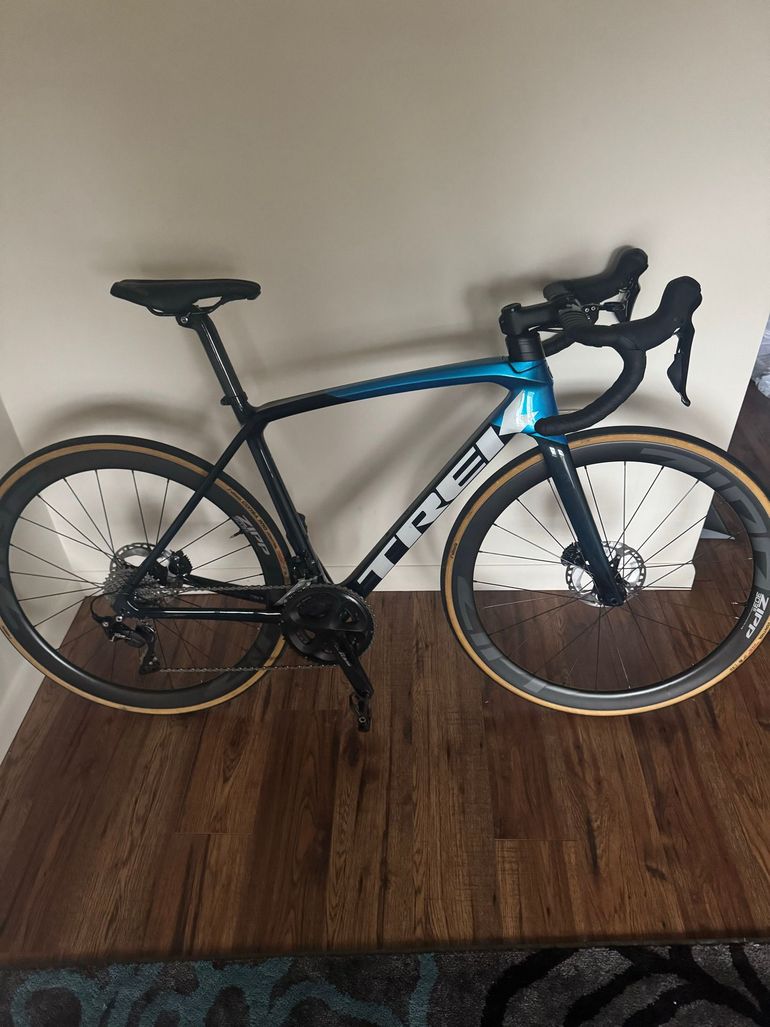 Used Trek Émonda SL 5 2024 2024 Road & Gravel, Blue — image 1 of 4