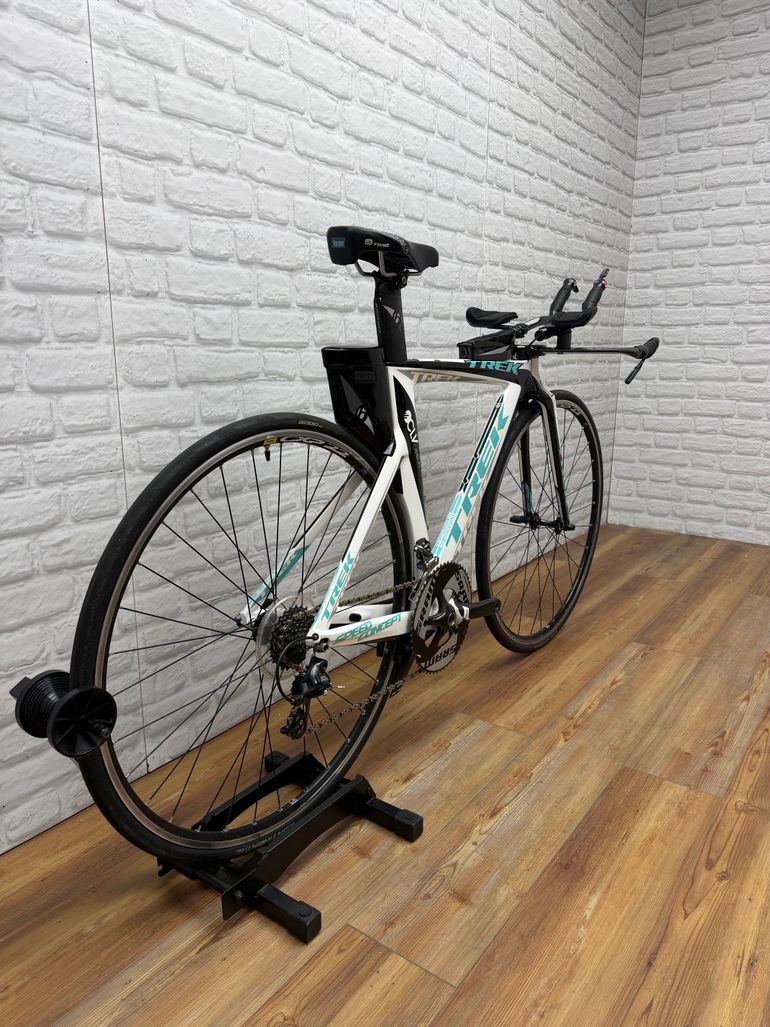 Used Trek Speed Concept 9.8 WSD 2012 2012 Road & Gravel, White — image 3 of 6