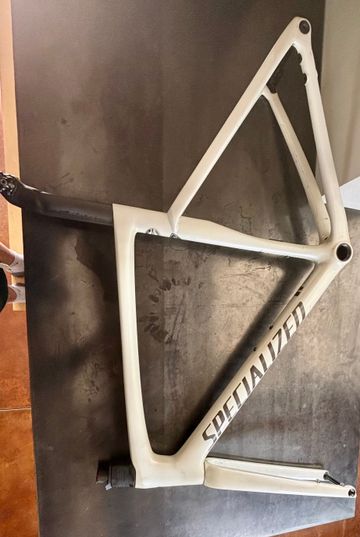Used Specialized Tarmac SL7 Frameset 2022 Frameset 2022 Road & Gravel, White — image 2 of 8