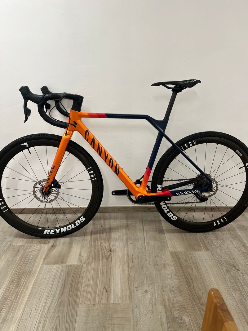 Canyon Inflite CF SL 8 2022 2022 Road & Gravel usato, Arancione — immagine 1 di 8