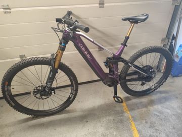 Gebrauchtes Conway eWME 8.9 MX 2023 2023 Mountainbike, Violett, 29, 27.5 — Bild 1 von 5