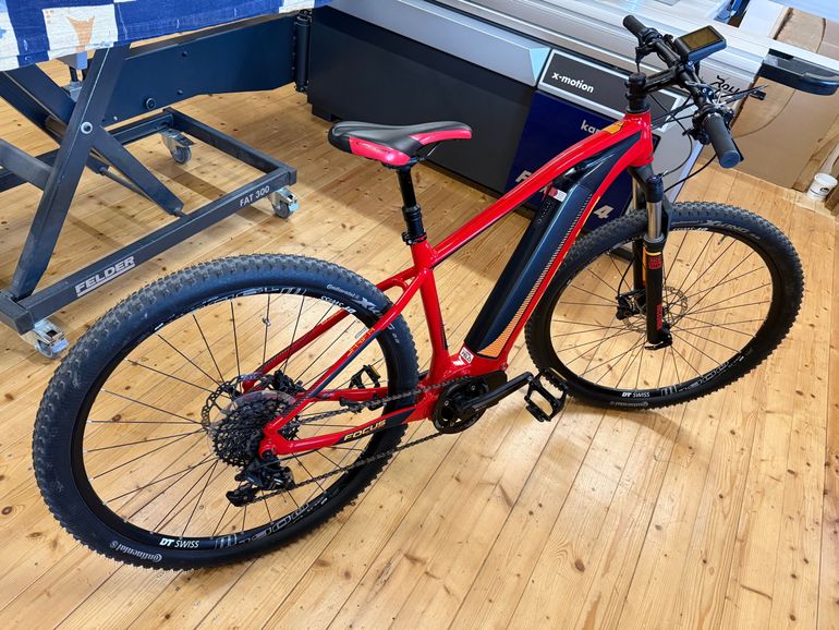 Used Focus Jarifa I Pro 29 2018 2018 Mountainbike — image 1 of 12