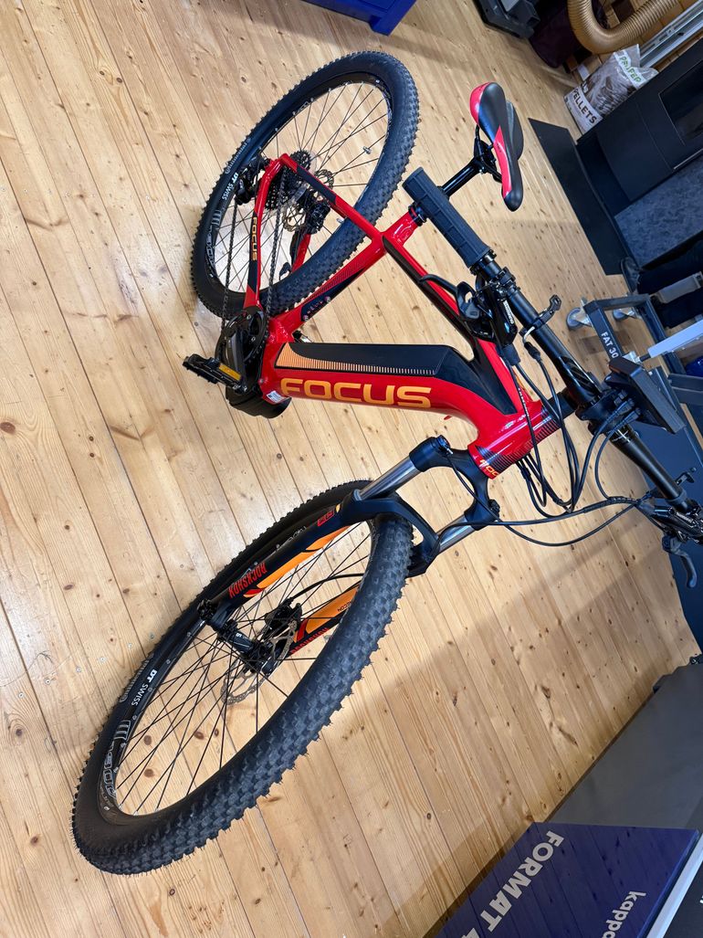 Used Focus Jarifa I Pro 29 2018 2018 Mountainbike — image 2 of 12