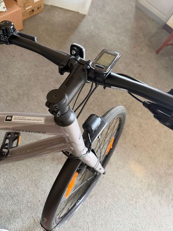 Used Specialized Sirrus X 3.0 EQ 2026 2026 Urban, White — image 4 of 8
