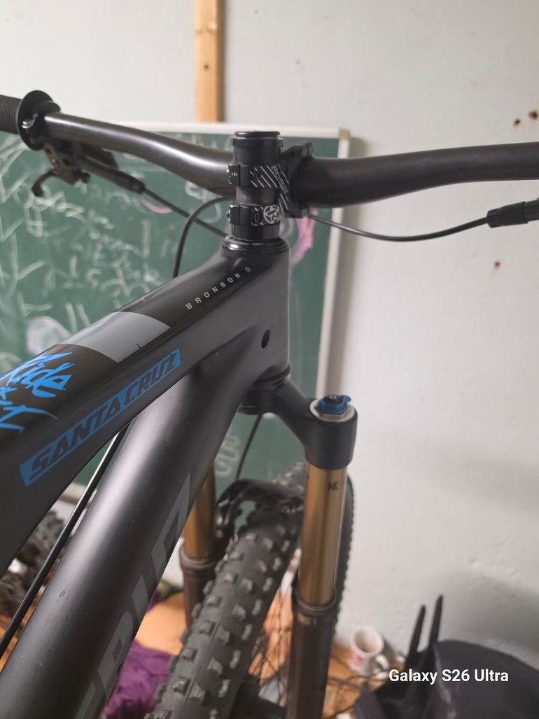 Santa Cruz Bronson Single Speed / Fixed Gear 2017 Mountainbike d'occasion — image 5 sur 13