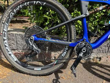 Used Orbea Oiz SRAM XX 2025 Mountainbike, Blue, 29 — image 3 of 17