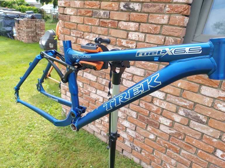 Used Trek Fuel EX 6.5 2008 Frameset 2008 Mountainbike, Blue, 26 — image 2 of 23