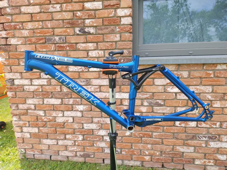 Used Trek Fuel EX 6.5 2008 Frameset 2008 Mountainbike, Blue, 26 — image 3 of 23