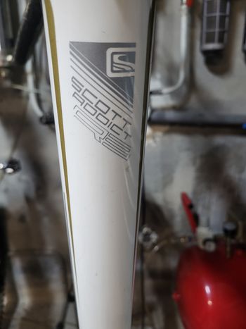Used Scott Addict R3 2012 Road & Gravel, White — image 4 of 4