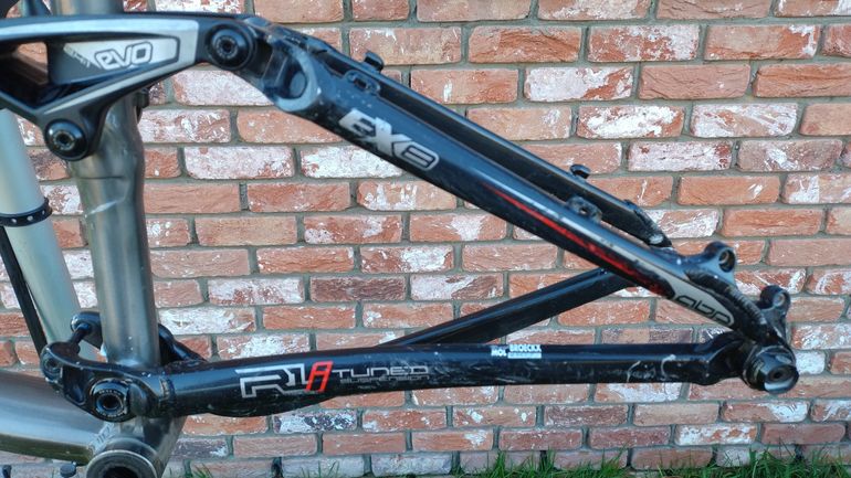 Used Trek Fuel EX 9 UK 2012 Frameset 2012 Mountainbike, Hellgrau, 26 — image 16 of 25