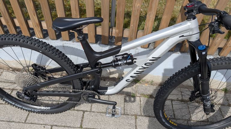 Used Canyon Spectral 29 AL 5 2023 2023 Mountainbike, Black, 29 — image 7 of 9