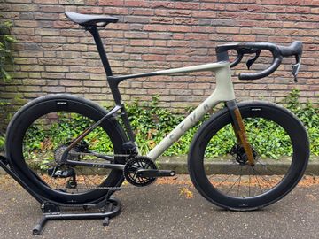 Seka Custom SRAM Force eTap AXS 2025 Road & Gravel usato
