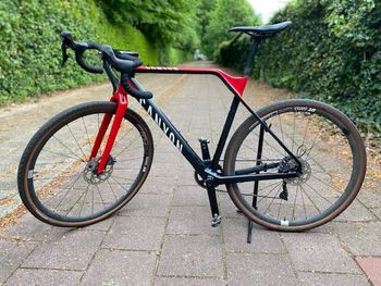 Used Canyon Inflatie CF SLX 8.0 2021 Road & Gravel — image 13 of 14
