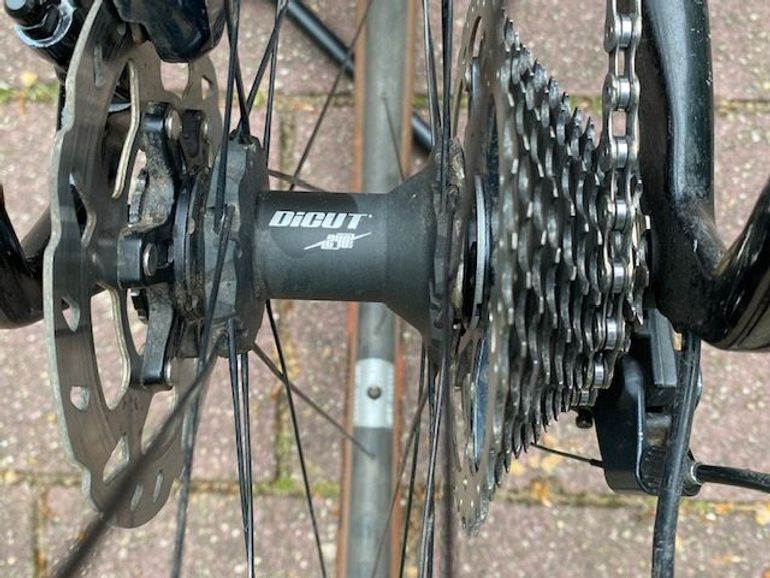 Used Canyon Inflatie CF SLX 8.0 2021 Road & Gravel — image 6 of 14