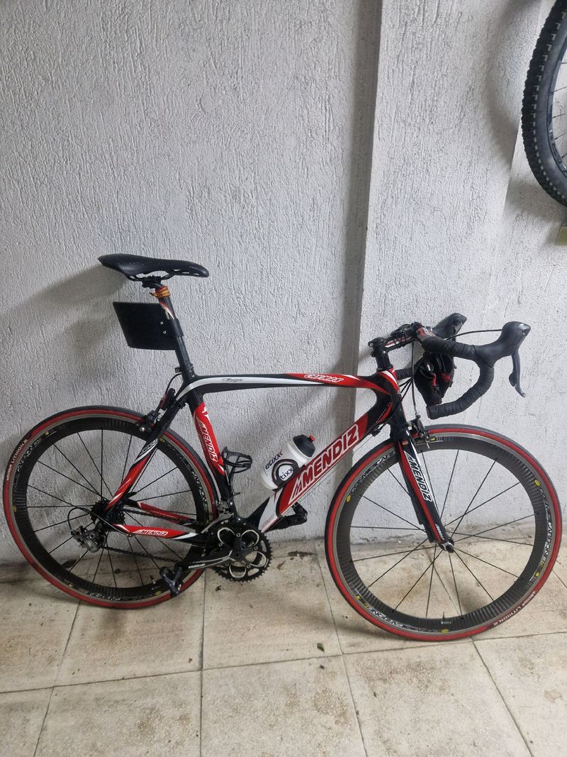 Used Mendiz cayman Custom Shimano Ultegra 2012 Road & Gravel, Red — image 1 of 6