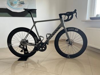 Used Canyon Ultimate CF SL 8 Aero LTD 2022 2022 Road & Gravel, Light Gray — image 1 of 10