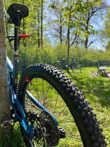 Tweedehands Santa Cruz Hightower SRAM X01 Eagle AXS 2020 Mountainbike — afbeelding 9 van 17