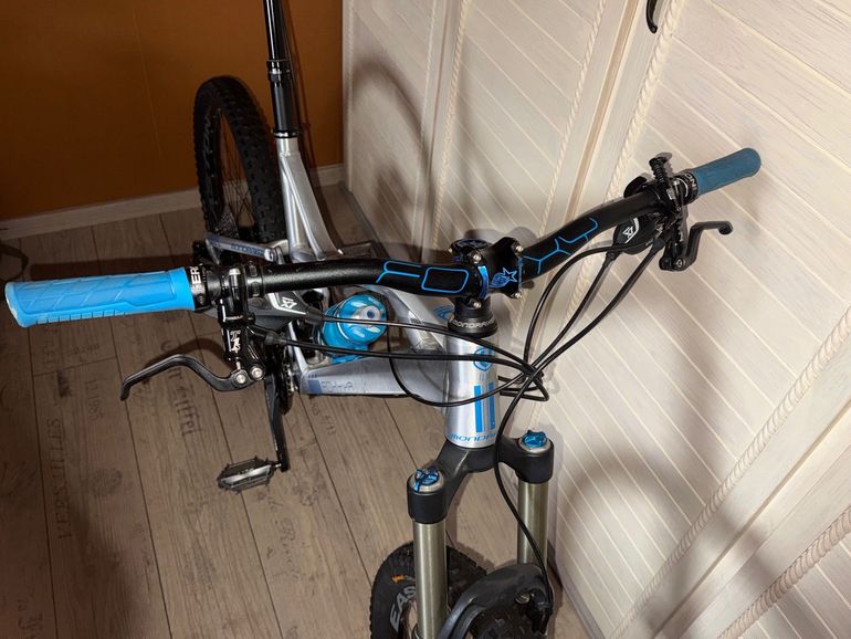 Used Mondraker Mondraker Foxy XR 2014 Mountainbike, Light Gray — image 1 of 4