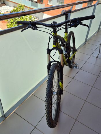 Used Specialized Camber Elite 2012 2012 Mountainbike, Green, 26 — image 8 of 8